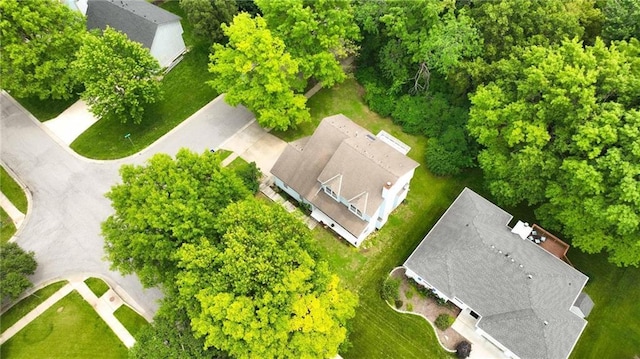 8025 Woodstone St, Lenexa, KS 66219 - drone / aerial view