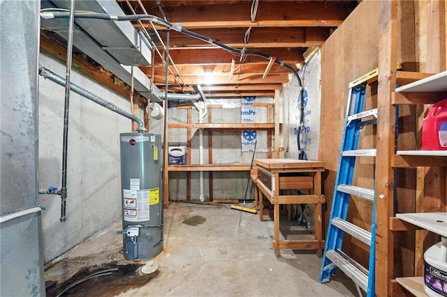 8025 Woodstone St, Lenexa, KS 66219 - unfinished basement featuring gas water heater