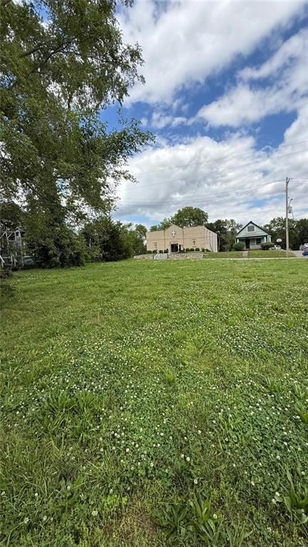 3034 N 27th St, Kansas City, KS 66104