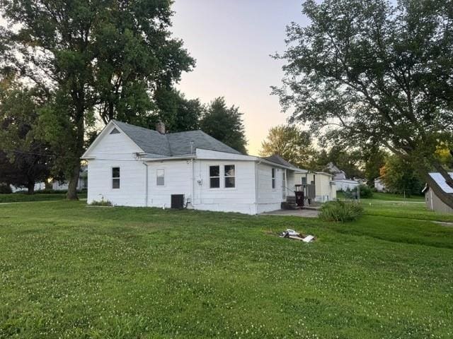 403 S Lafayette St, Corder, MO 64021 - photo 3