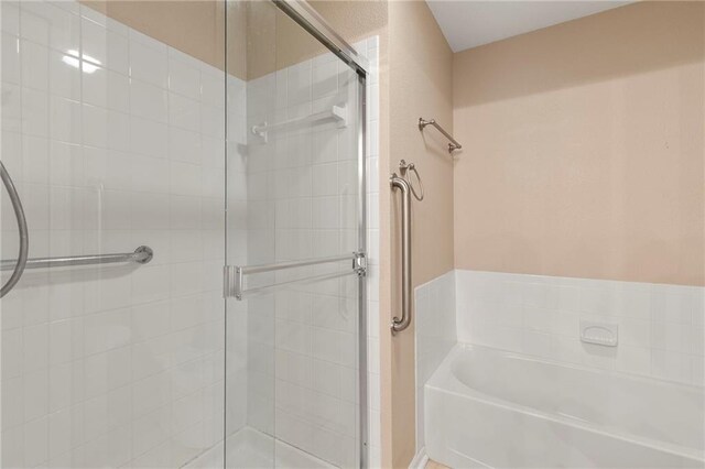 6113 NE Kensington Dr, Lees Summit, MO 64064 - photo 21