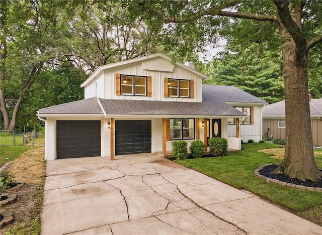 9303 Hayes Dr, Overland Park, KS 66212 - photo 2