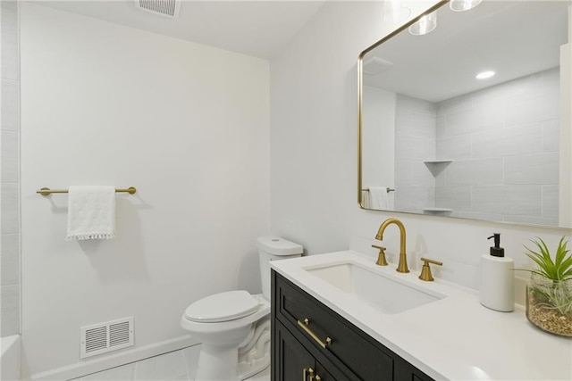 9303 Hayes Dr, Overland Park, KS 66212 - photo 21