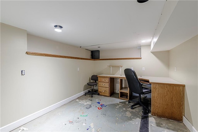 2200 E 126th St, Kansas City, MO 64146 - home office featuring baseboards
