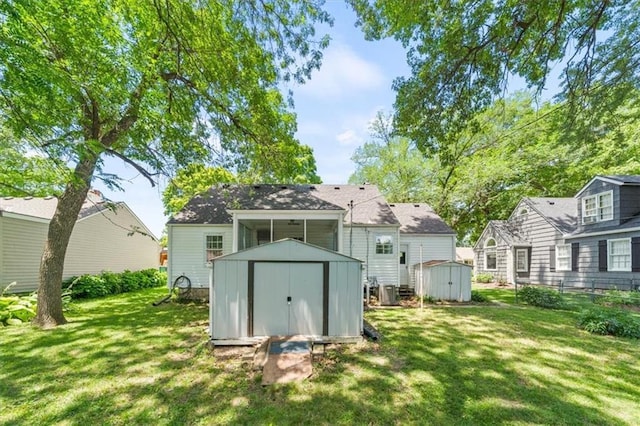 5337 Ash St, Roeland Park, KS 66205 - photo 14