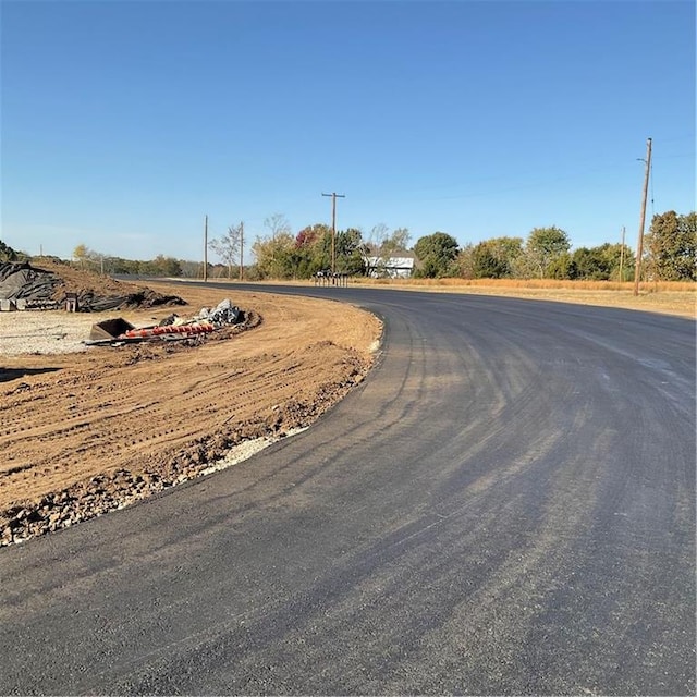9960 W K68 Hwy, Louisburg, KS 66053