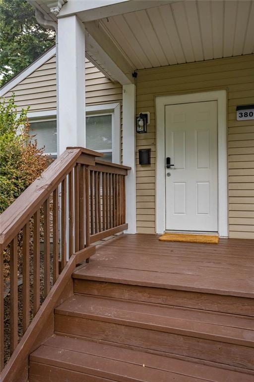 3802 Roanoke Rd, Kansas City, MO 64111 - view of entrance to property