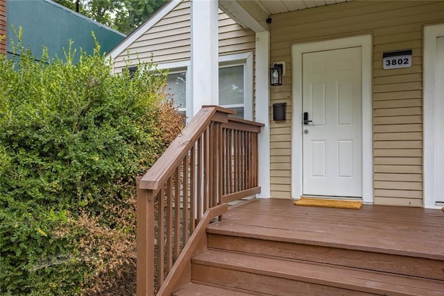 3802 Roanoke Rd, Kansas City, MO 64111 - view of doorway to property