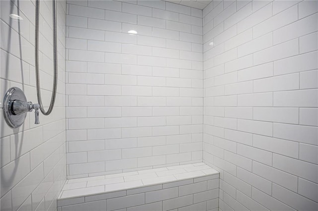 16352 S Elmridge St, Olathe, KS 66062 - bathroom featuring a tile shower