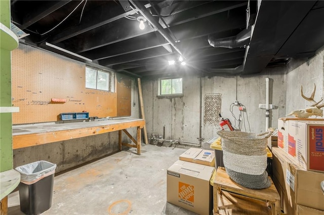 10100 E Sheley Rd, Independence, MO 64052 - basement featuring a workshop area