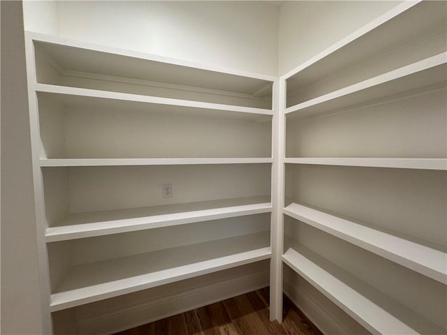 22428 W 90th Ter, Lenexa, KS 66227 - view of pantry
