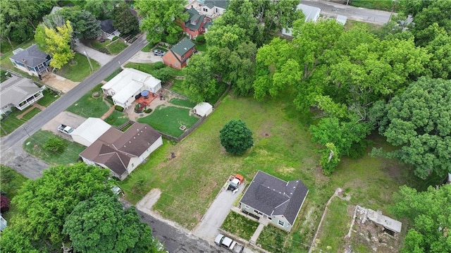 717 Rock St, Weston, MO 64098