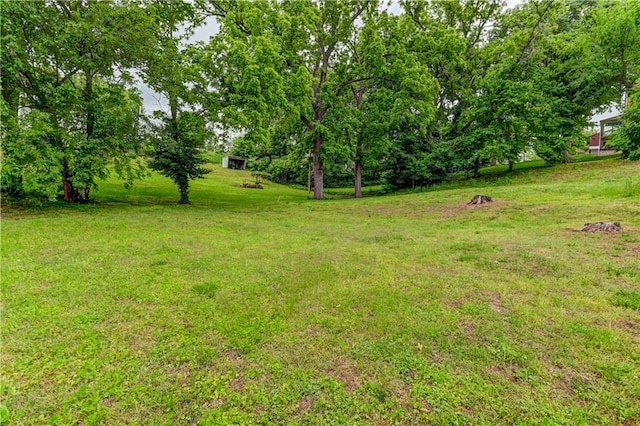 717 Rock St, Weston, MO 64098