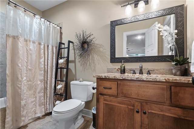 24901 W 91st Pl, Lenexa, KS 66227 - full bathroom featuring toilet, vanity, and shower / bath combo with shower curtain