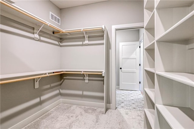 17162 S Hall St, Olathe, KS 66062 - spacious closet with carpet floors