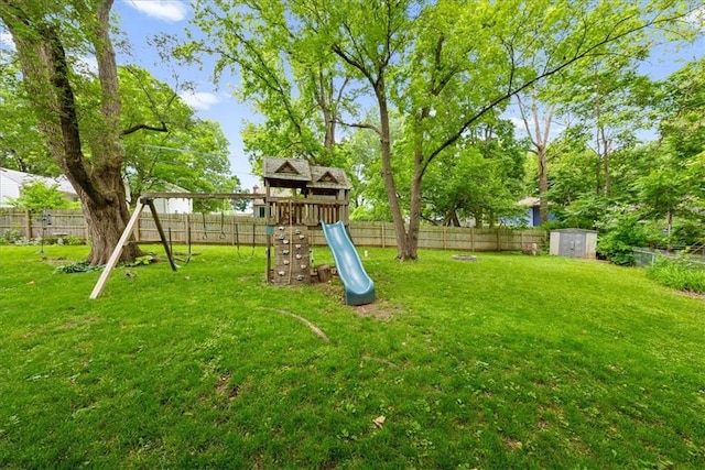 607 E 110th St, Kansas City, MO 64131 - view of yard featuring a playground