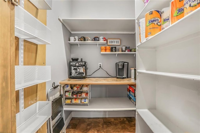 13808 Richards St, Overland Park, KS 66221 - view of pantry