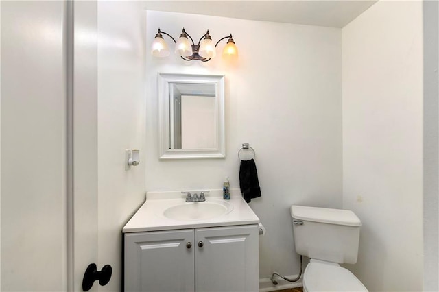 530 Nipper Ln, Leavenworth, KS 66048 - bathroom featuring toilet and vanity