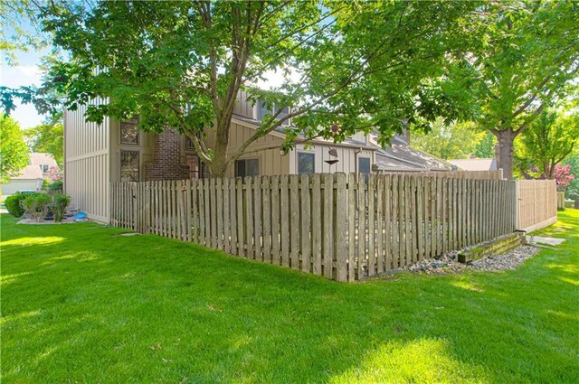 4300 W 112th St, Leawood, KS 66211 - view of yard