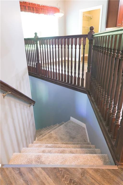 2404 Edmonds Ct, Columbia, MO 65203 - view of staircase