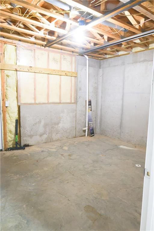 2404 Edmonds Ct, Columbia, MO 65203 - view of unfinished below grade area