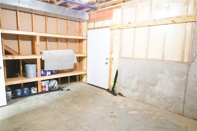 2404 Edmonds Ct, Columbia, MO 65203 - view of unfinished below grade area