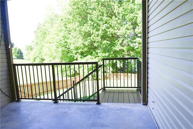 2404 Edmonds Ct, Columbia, MO 65203 - view of balcony
