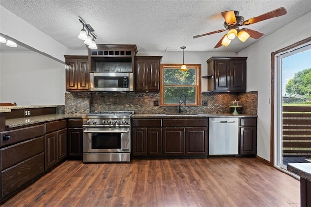 16604 W 143rd Ter, Olathe, KS 66062 - photo 8