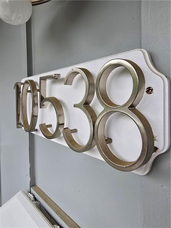 10538 Cleveland Ave, Kansas City, MO 64137 - detailed view