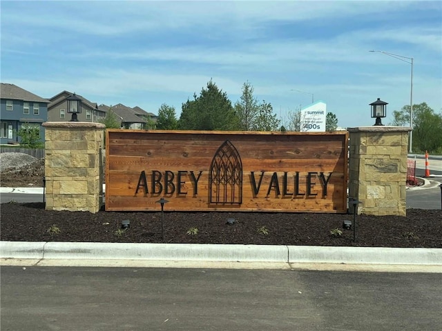 18232 W 166th St, Olathe, KS 66062 - view of community / neighborhood sign