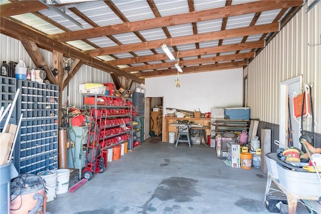 19819 Mclouth Rd, Tonganoxie, KS 66086 - view of garage