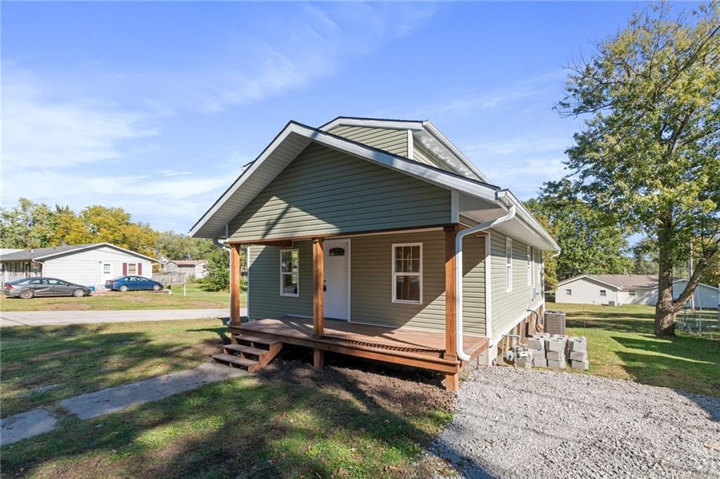 103 S Center St, Cameron, MO 64429 - photo 1