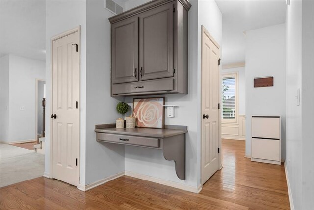 10154 N Lane Dr, Kansas City, MO 64157 - hall featuring light wood-style flooring and baseboards