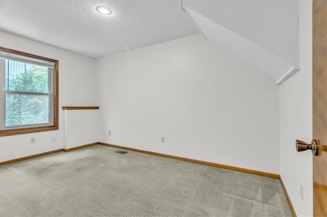 7421 N Wabash Ave, Kansas City, MO 64118 - photo 19