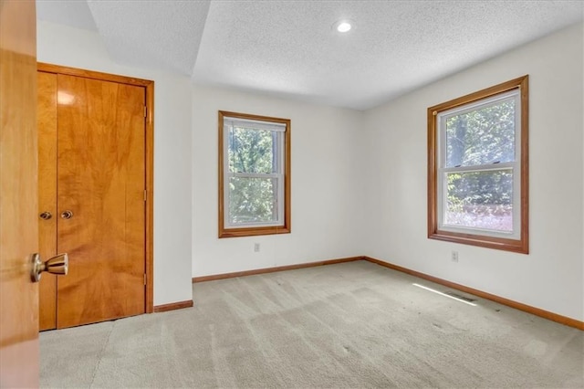 7421 N Wabash Ave, Kansas City, MO 64118 - photo 24