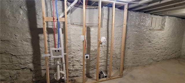 5118 Wabash Ave, Kansas City, MO 64130 - view of unfinished below grade area