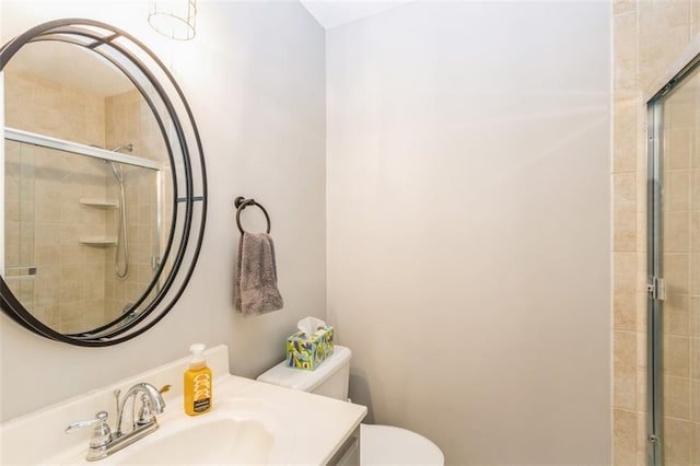 5309 NE Rainbow Cir, Lees Summit, MO 64064 - full bath with toilet, tiled shower, and vanity