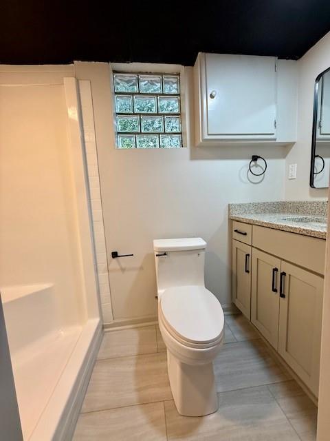 1617 N Pearl St, Independence, MO 64050 - full bath with vanity and a shower