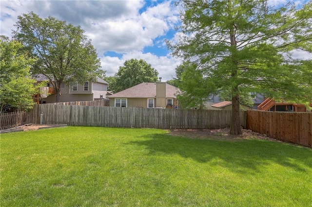 833 SW Harvest Dr, Grain Valley, MO 64029 - view of yard
