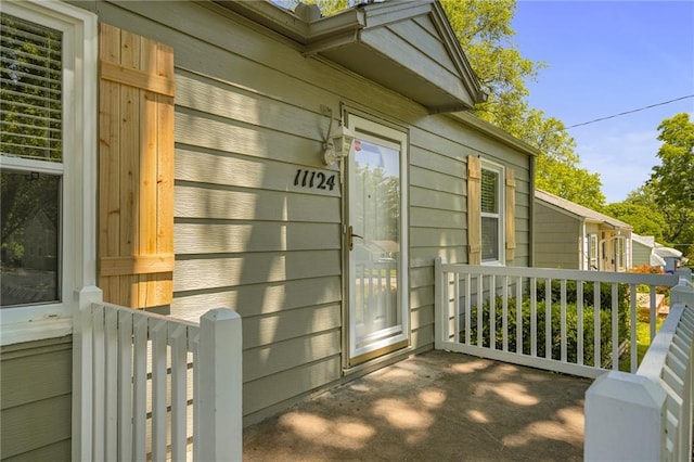 11124 W 69th Ter, Shawnee, KS 66203 - view of patio / terrace