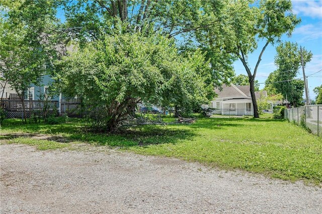 215 S Leonard St, Liberty, MO 64068 - photo 27