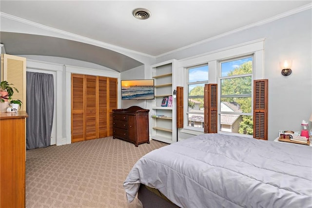 424 S Elm St, Ottawa, KS 66067 - bedroom featuring crown molding and carpet