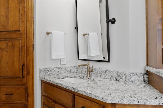 4424 NE Shadow Valley Cir, Lees Summit, MO 64064 - bathroom featuring vanity