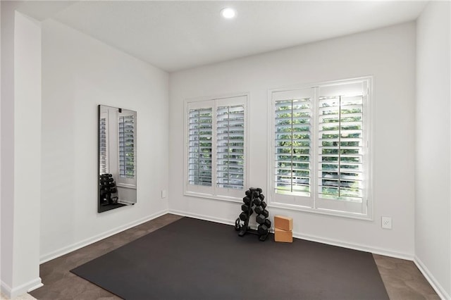 4424 NE Shadow Valley Cir, Lees Summit, MO 64064 - exercise area featuring baseboards and recessed lighting