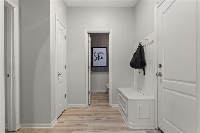 11412 S Lakecrest Dr, Olathe, KS 66061 - mudroom with light wood-style flooring and baseboards