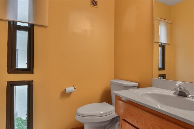 4567 Walnut St, Kansas City, MO 64111 - photo 17