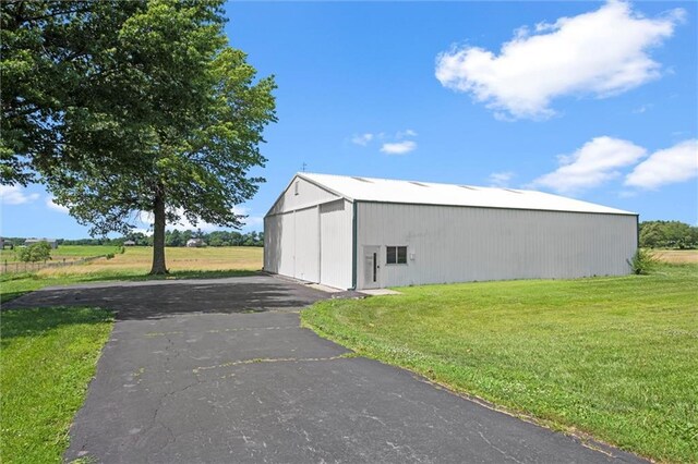 22617 155th St, Basehor, KS 66007 - view of pole building with a lawn