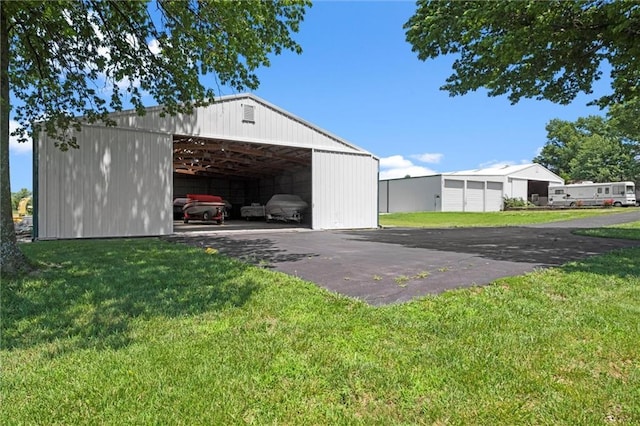 22617 155th St, Basehor, KS 66007 - view of pole building with a lawn