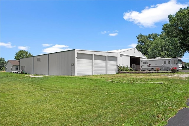 22617 155th St, Basehor, KS 66007 - view of pole building with a yard