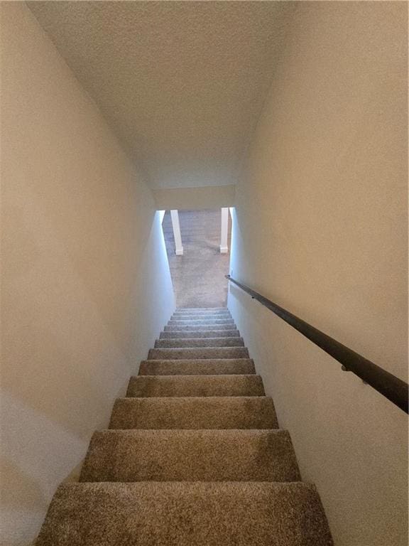 13810 W 53rd St, Shawnee, KS 66216 - view of stairway